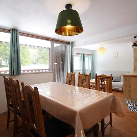 Bel F2 Bis Avec Balcon Et Parking,